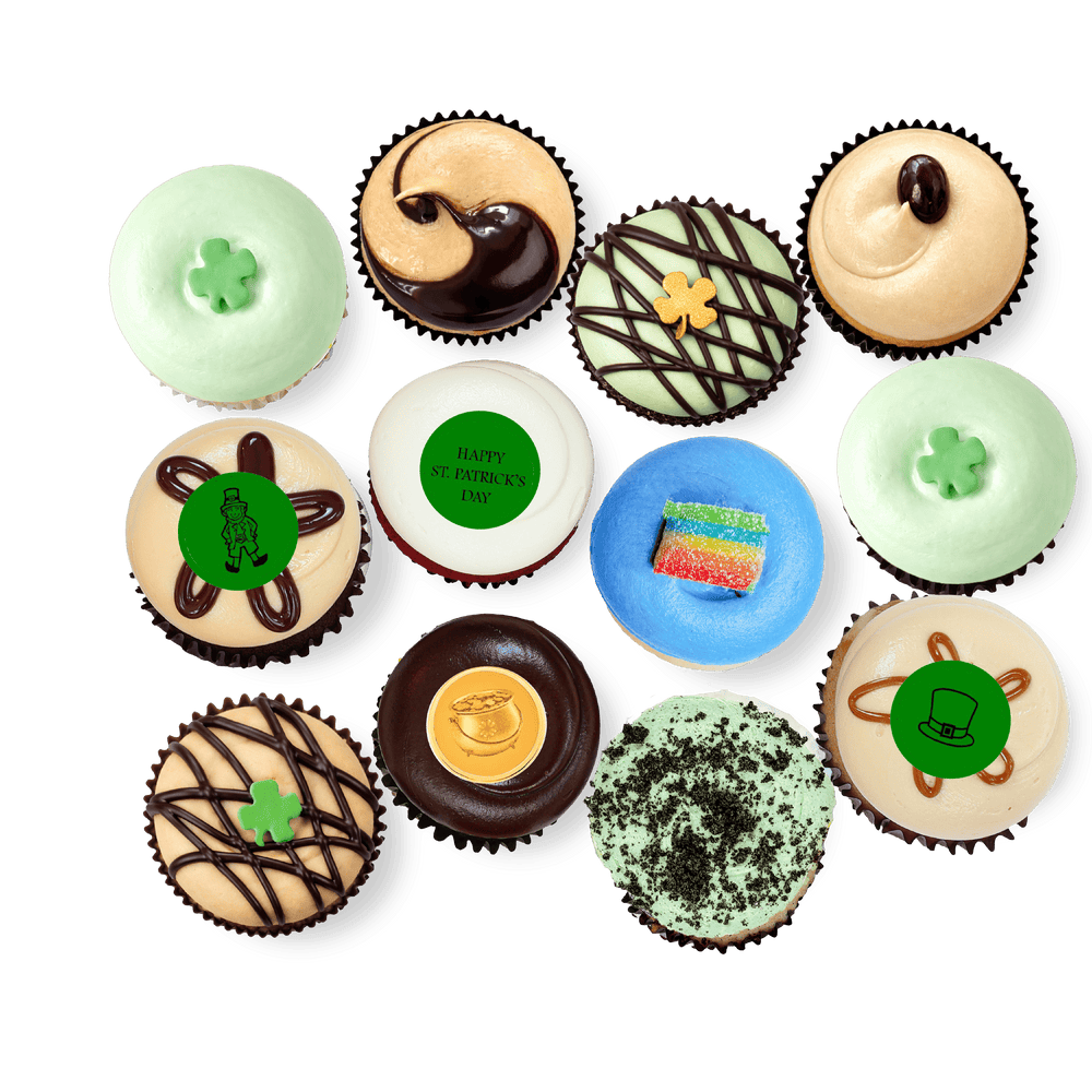 St. Patrick’s Day cupcakes with green frosting, shamrocks, and chocolate drizzle